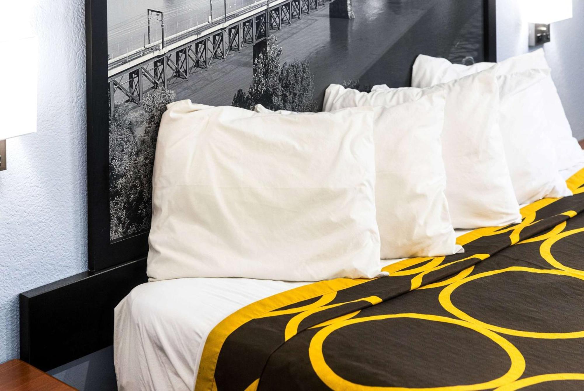 Super 8 By Wyndham Pittsburgh/מונרוויל מראה חיצוני תמונה