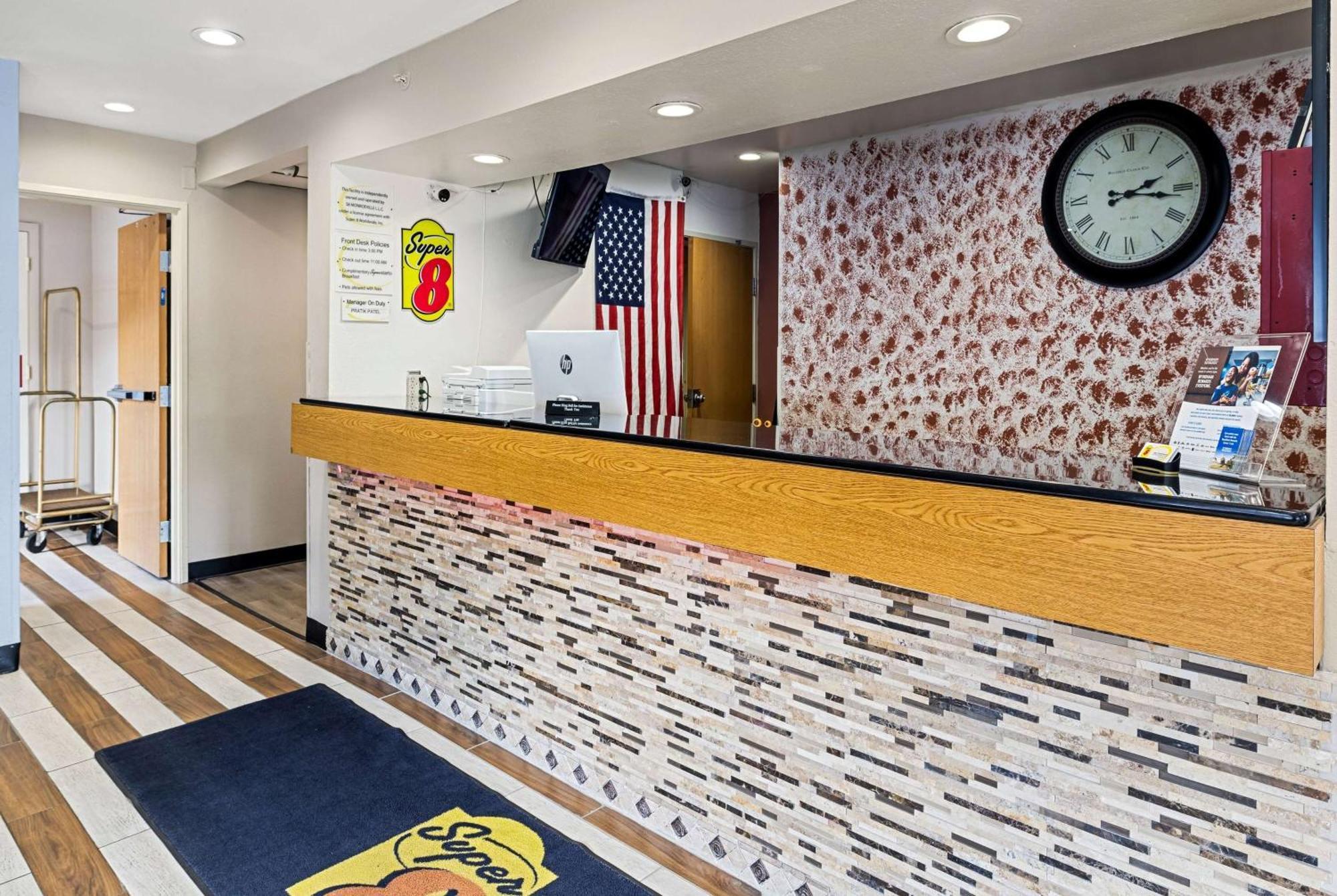 Super 8 By Wyndham Pittsburgh/מונרוויל מראה חיצוני תמונה